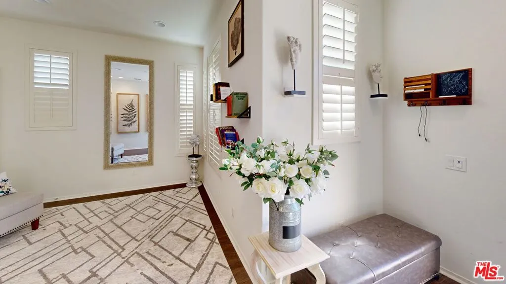 18215 Astro Court, Santa Clarita, California 91350 home-pic-36